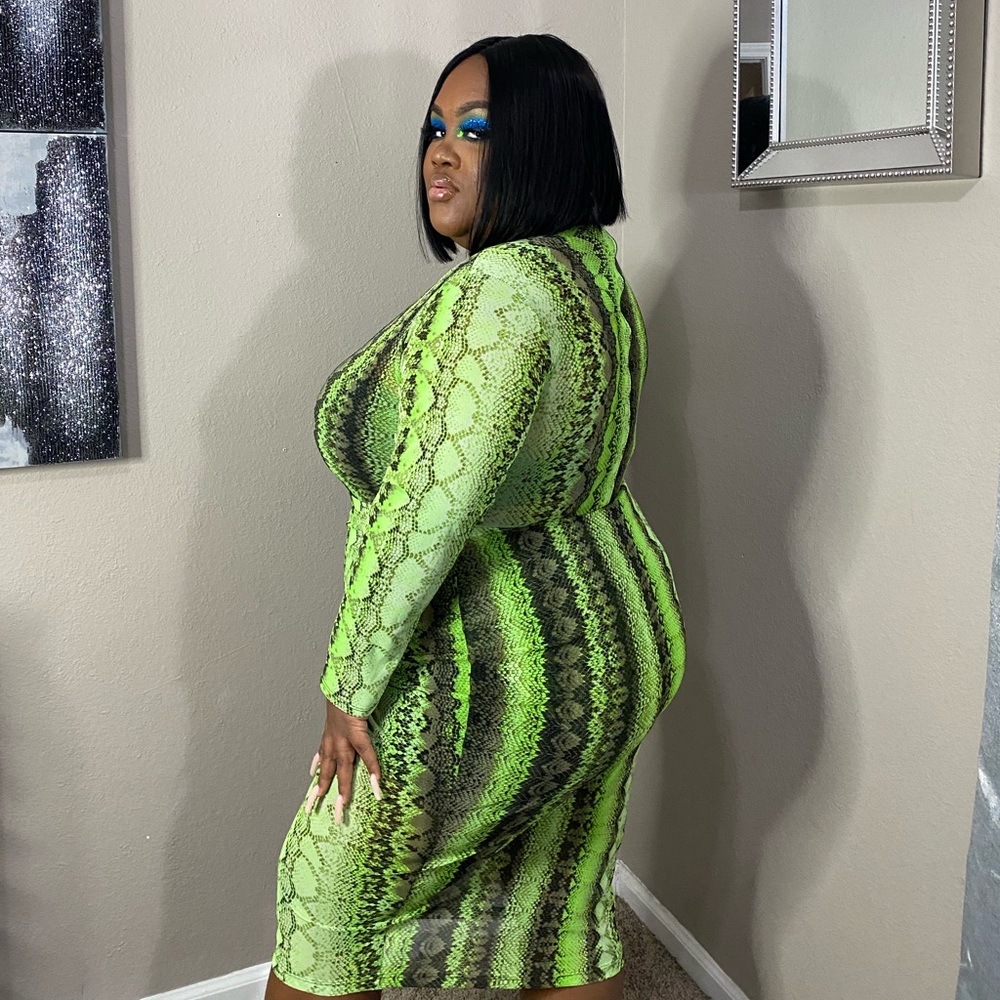 Neon snake print set